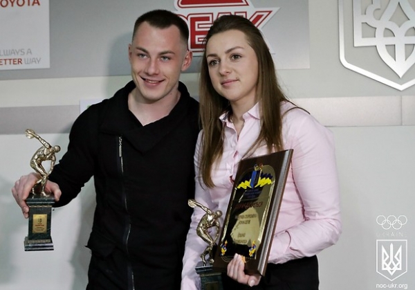 Біатлоністка Ірина Варвинець та спортивний гімнаст Ігор Радівілов отримали нагороди НОК